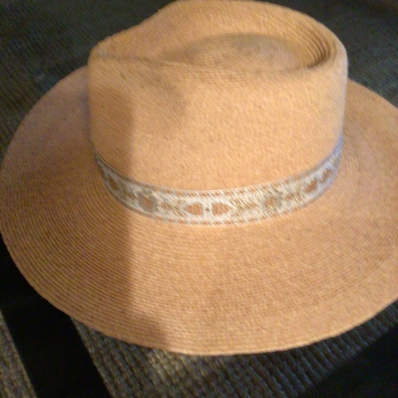 NEW! Lack of color rare straw banded rancher main image 10